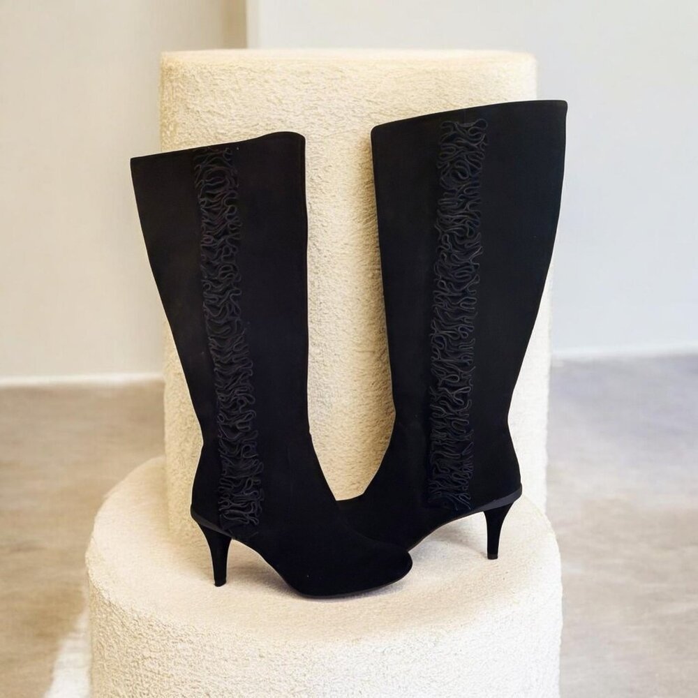 Pre-Loved Kenneth Cole Tall Black Suede Boots-Size 8